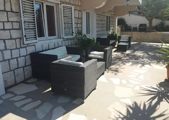 Sunset House With Seaview דירה