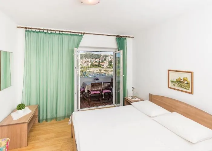 דירה Sunset House With Seaview חוואר