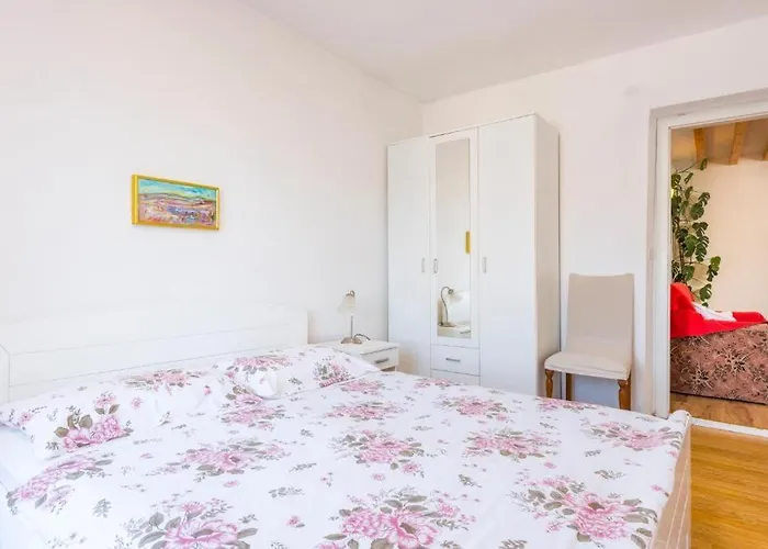 Sunset House With Seaview * 赫瓦尔